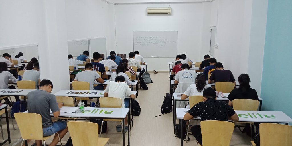 Top 10 trung tâm luyện thi đại học uy tín nhất ở TP. Hồ Chí Minh - CardTOT