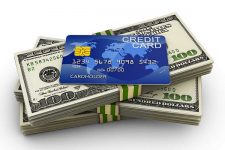 Rủi ro mất tiền vì rút tiền mặt từ thẻ tín dụng