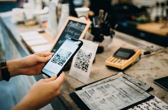 Tiến hành dự án thử nghiệm liên kết thanh toán xuyên biên giới bằng mã QR tại các nước Đông Nam Á