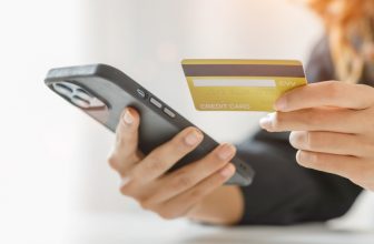 Làm sao để mua bảo hiểm thẻ tín dụng VIB?