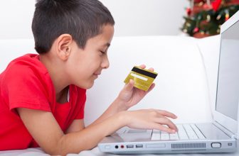 14 tuổi có làm thẻ ATM được không?