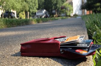 Phải làm gì khi bị mất thẻ ngân hàng?